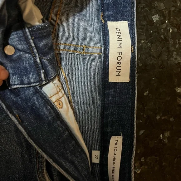 Aritzia Denim Forum Lola High-Rise Jeans - Picture 6 of 7
